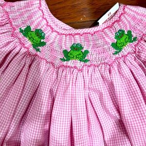 2t smocked dress with frogs